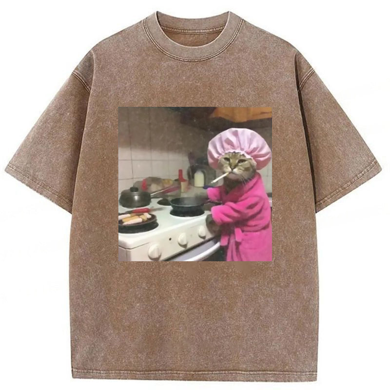 Funny Housewife Cat Washed Unisex Tee