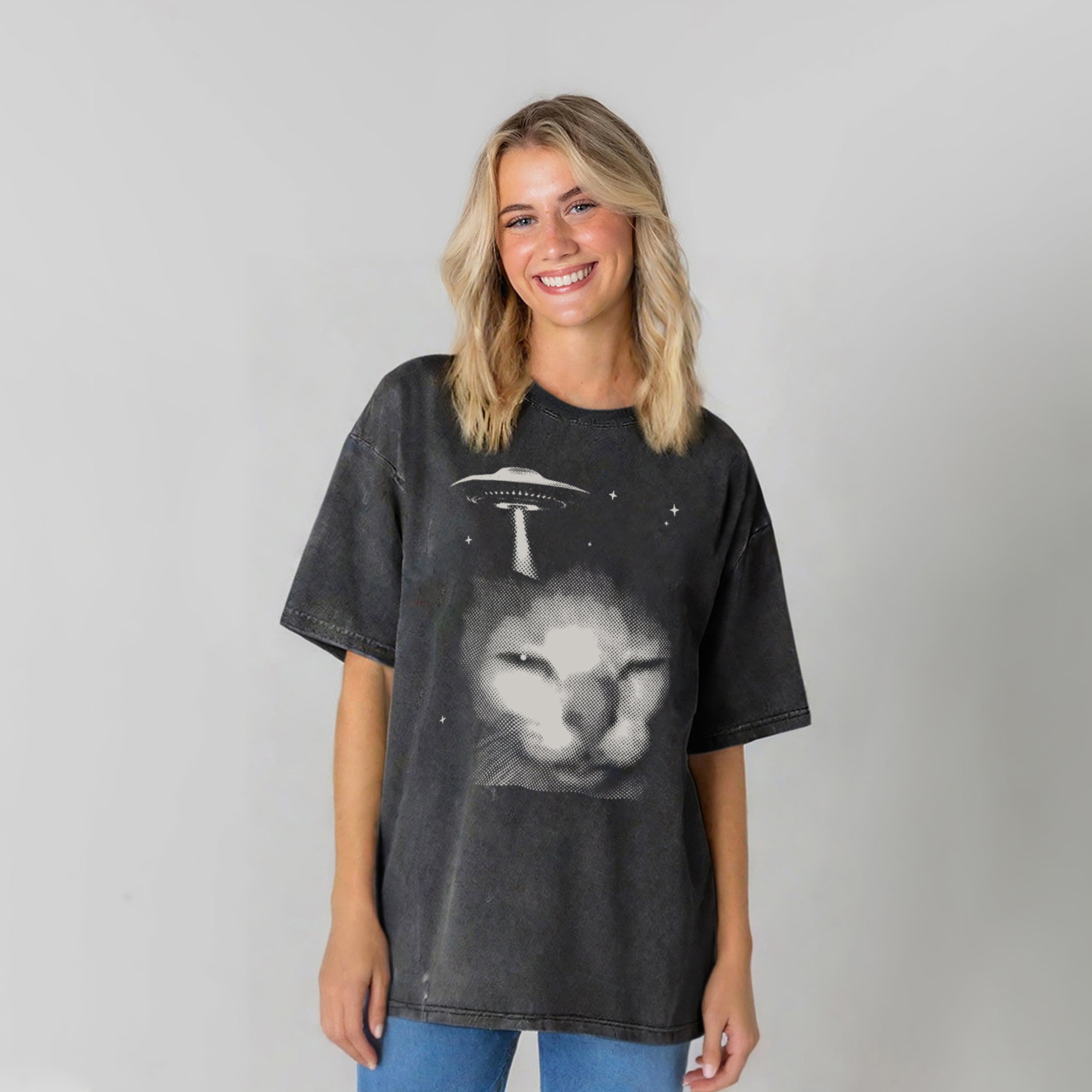 Y2k Alien Cat Washed Unisex Tee